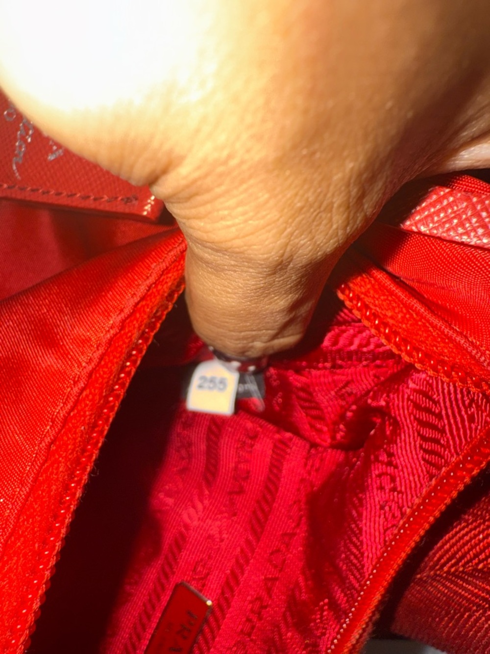Prada Re-Edition 2000 Nylon bag - Picture 9 of 14
